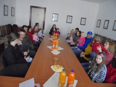 Djeci dar, majkama cvijet