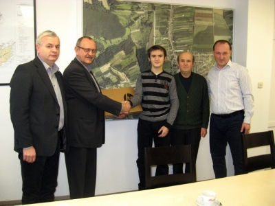 PRIJENOSNO RAČUNALO ZA ZLATNOG MATEMATIČARA