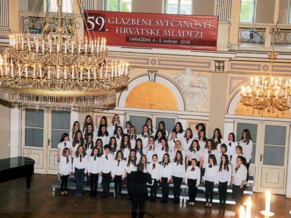 Zlatni zbor O&Scaron; Gare&scaron;nica